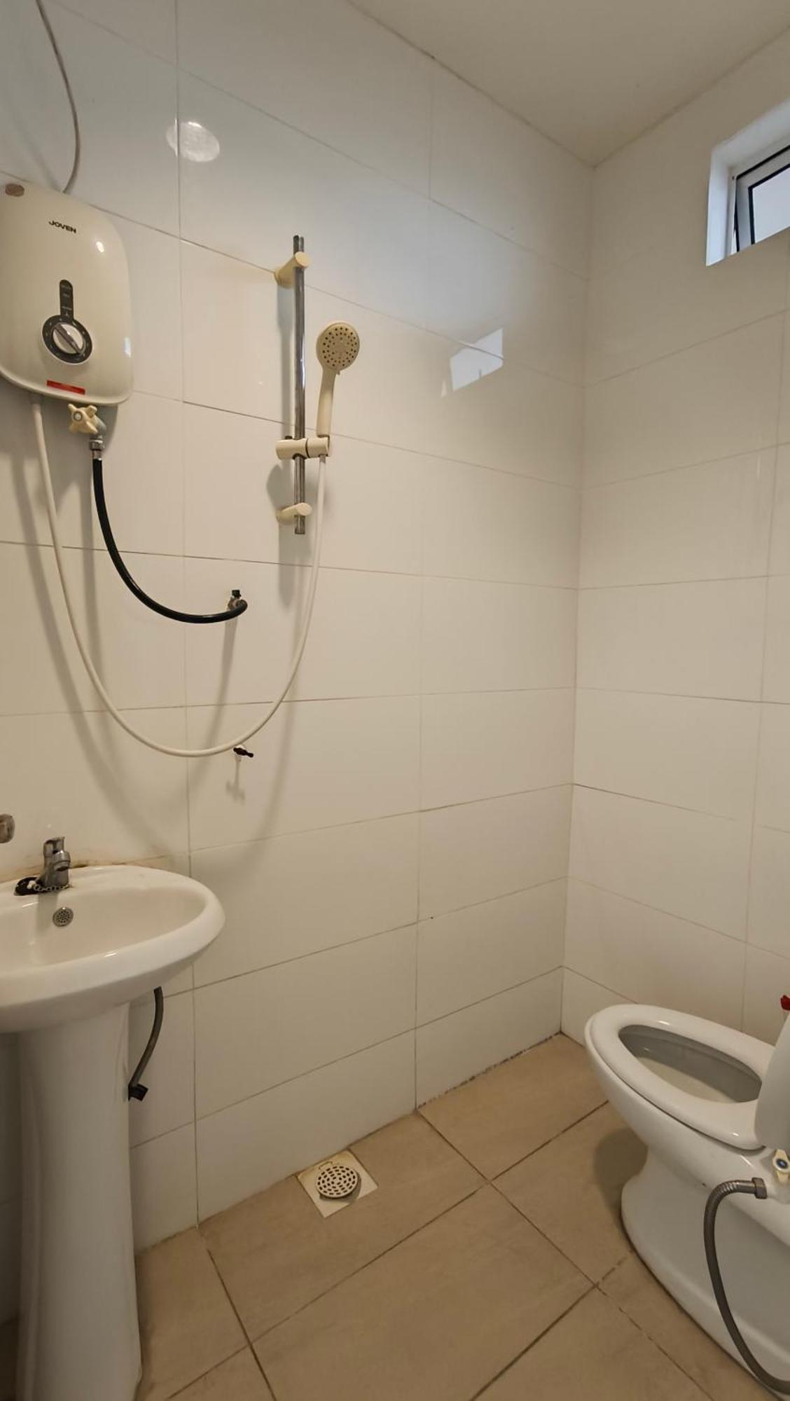 Natol Homestay - Kuching Home Penthouse Airport Road Экстерьер фото